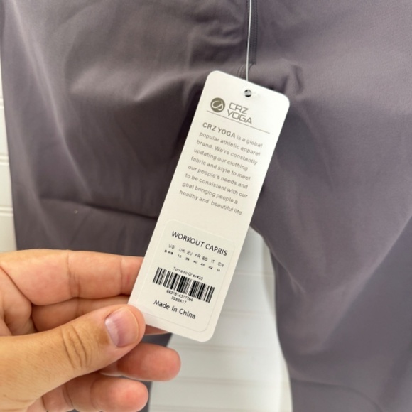 NWT CRZ Yoga Workout Capris US Small Tornado Grey - Picture 3 of 6